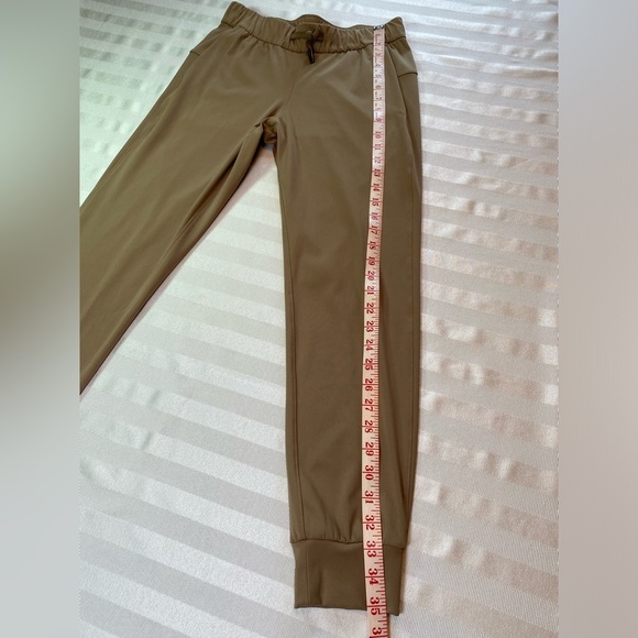 CRZ Yoga Tan Joggers Size XS Super Soft Pockets Drawstring - Picture 8 of 12